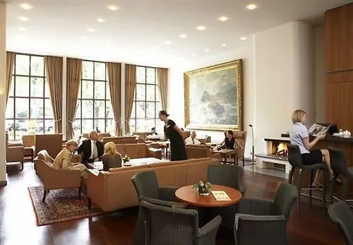 Baseler Hof Hotel 4*